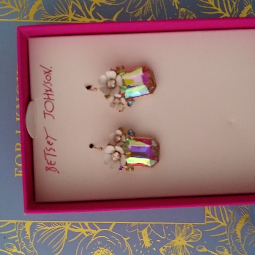 Betsey Johnson Earrings nwt